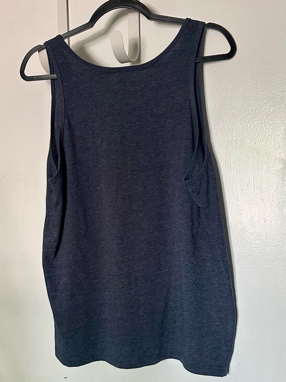 Umphreys McGee 2019 Red Rocks Navy Tank Top - Picture 3 of 6